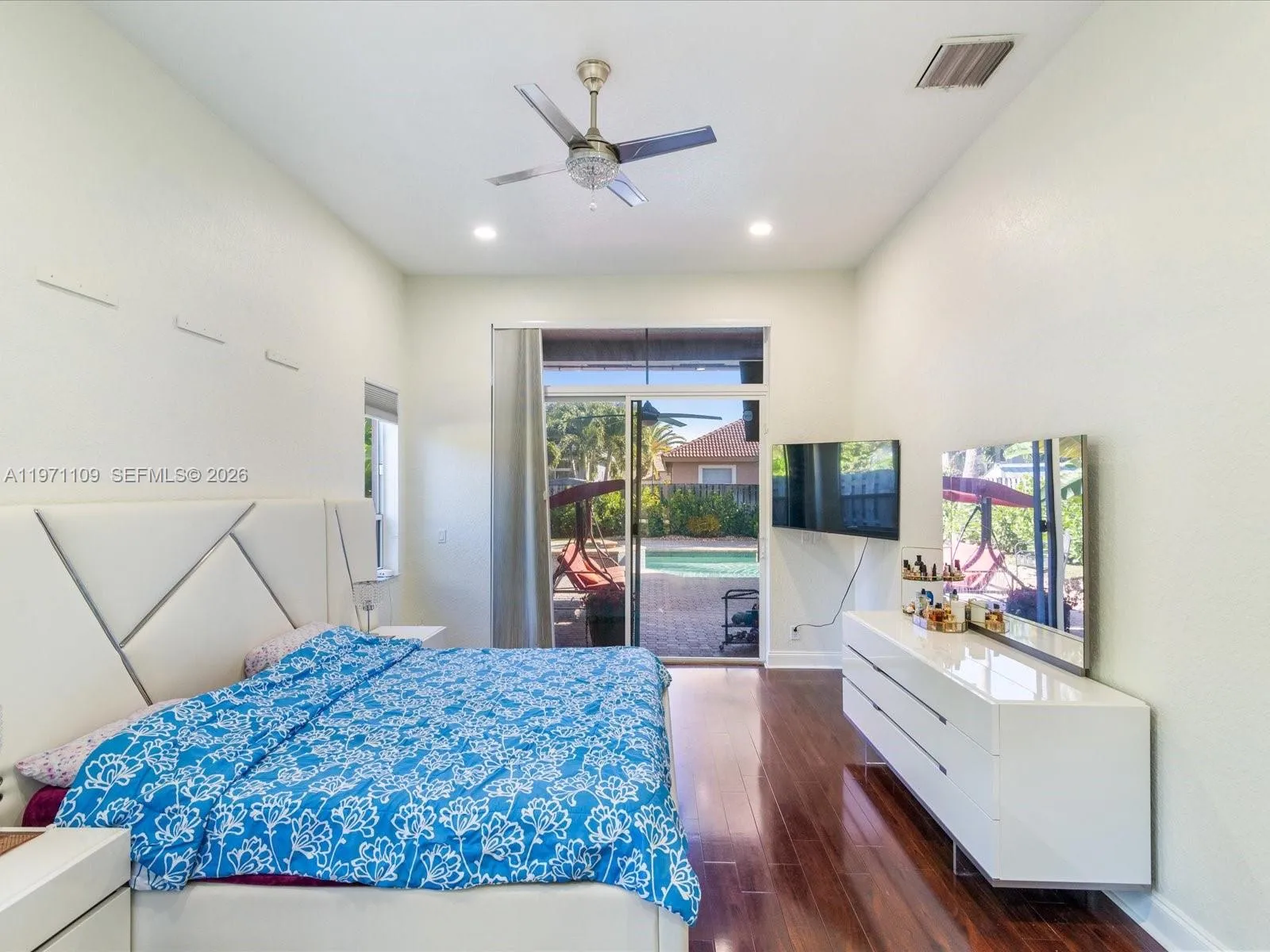 2221 Nw 129th Ter, Pembroke Pines, Florida 33028, Pembroke Pines, Florida 33028, 4 Bedrooms Bedrooms, ,3 BathroomsBathrooms,Residential Lease,For Rent,2221 Nw 129th Ter, Pembroke Pines, Florida 33028,A11971109