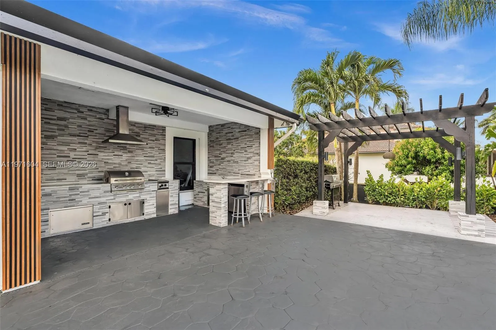 12555 Sw 34th Pl, Davie, Florida 33330, Davie, Florida 33330, 4 Bedrooms Bedrooms, ,3 BathroomsBathrooms,Residential,For Sale,12555 Sw 34th Pl, Davie, Florida 33330,A11971604