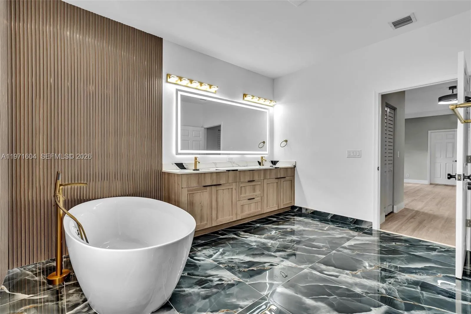 12555 Sw 34th Pl, Davie, Florida 33330, Davie, Florida 33330, 4 Bedrooms Bedrooms, ,3 BathroomsBathrooms,Residential,For Sale,12555 Sw 34th Pl, Davie, Florida 33330,A11971604