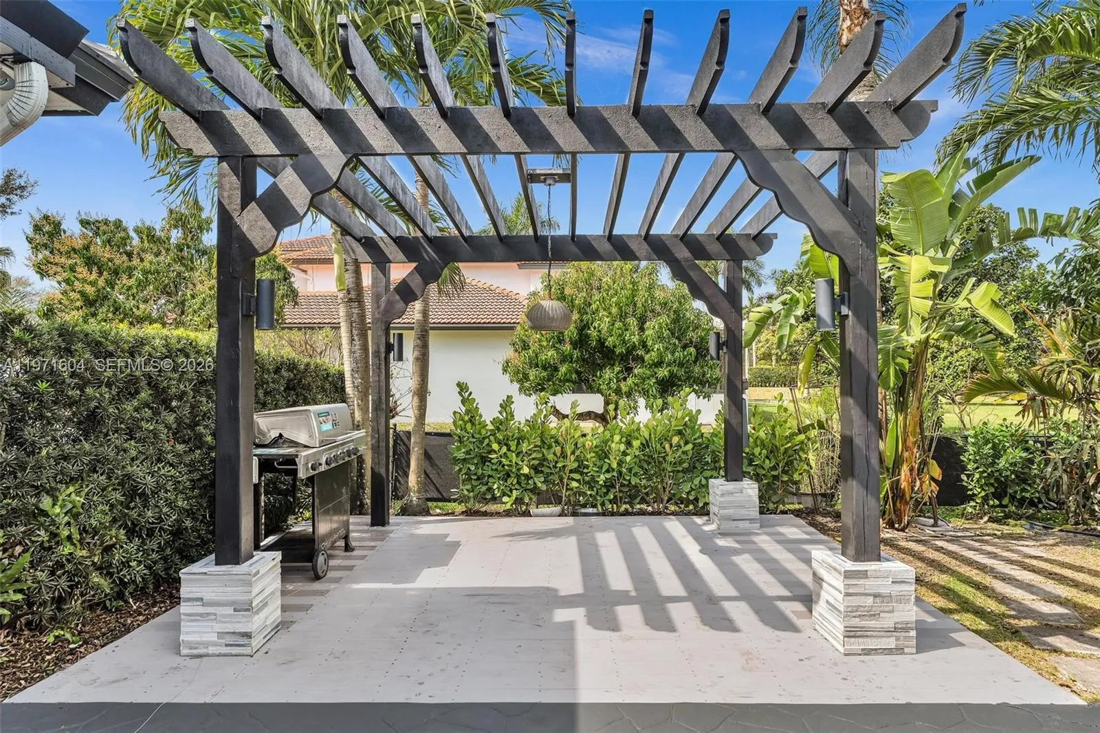 12555 Sw 34th Pl, Davie, Florida 33330, Davie, Florida 33330, 4 Bedrooms Bedrooms, ,3 BathroomsBathrooms,Residential,For Sale,12555 Sw 34th Pl, Davie, Florida 33330,A11971604