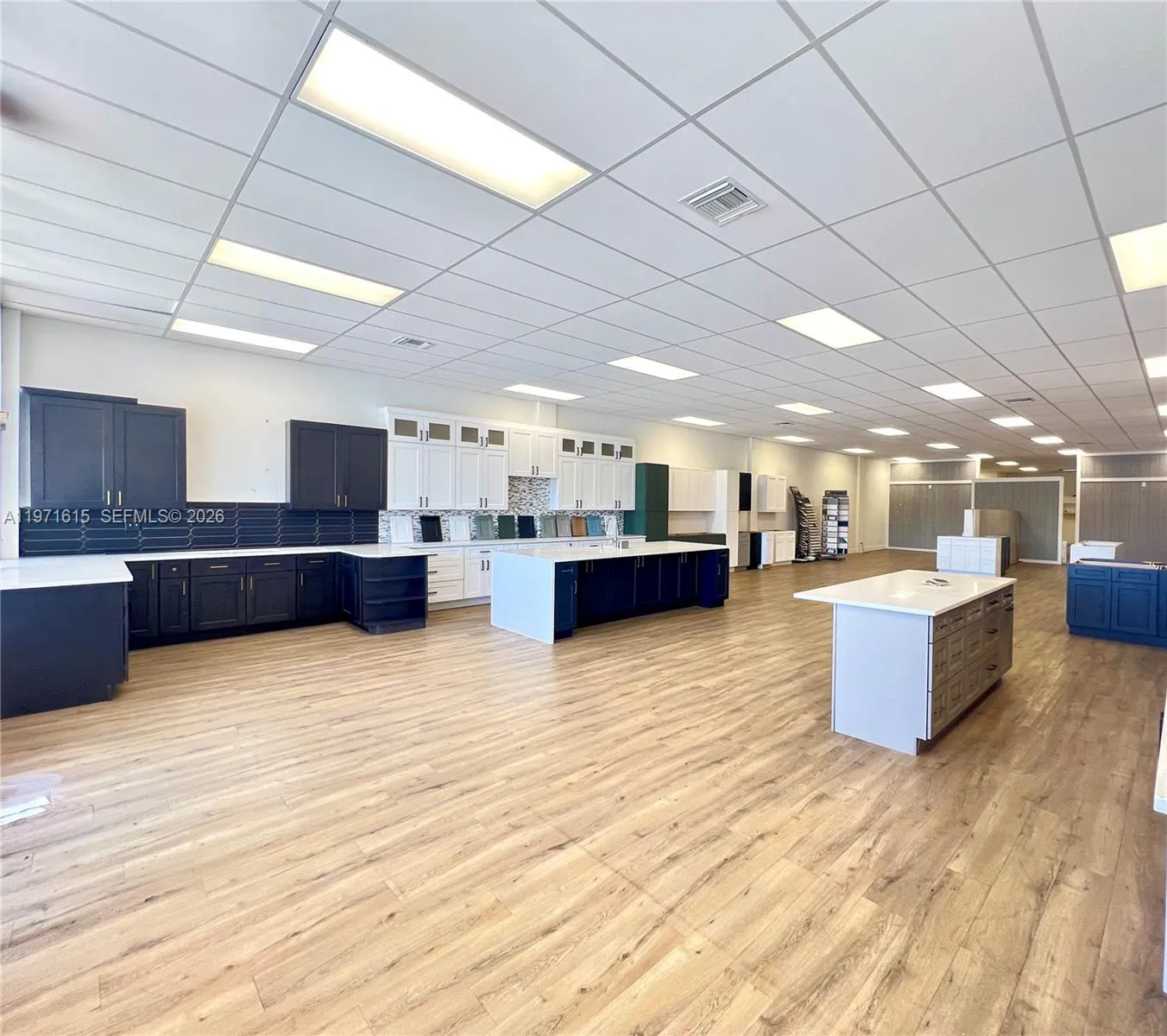 993 W State Road 84 993, Fort Lauderdale, Florida, Fort Lauderdale, Florida 33315, ,Commercial Lease,For Rent,993 W State Road 84 993, Fort Lauderdale, Florida ,A11971615