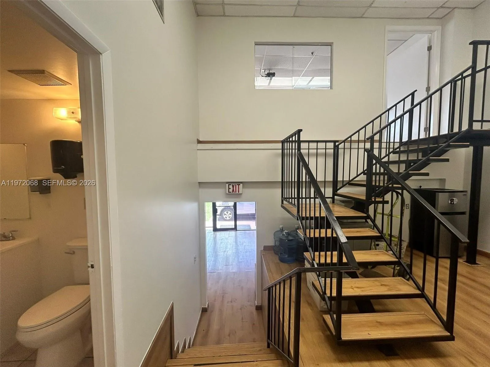6910 Nw 50th St 4-1, Miami, Florida 33195, Miami, Florida 33195, ,Commercial Lease,For Rent,6910 Nw 50th St 4-1, Miami, Florida 33195,A11972068