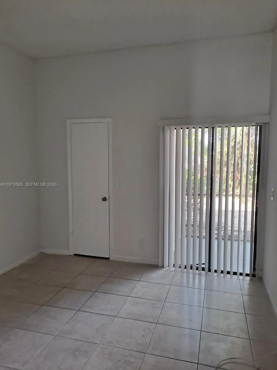 2544 Riverside Dr 215, Coral Springs, Florida 3306, Coral Springs, Florida 33065, 2 Bedrooms Bedrooms, ,2 BathroomsBathrooms,Residential Lease,For Rent,2544 Riverside Dr 215, Coral Springs, Florida 3306,A11972085