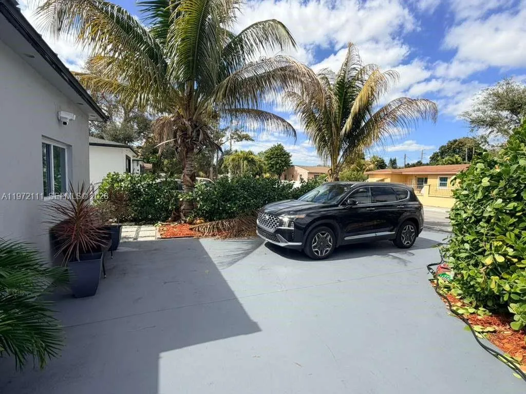 1430 Ne 149th St, Miami, Florida 33161, Miami, Florida 33161, 4 Bedrooms Bedrooms, ,2 BathroomsBathrooms,Residential Lease,For Rent,1430 Ne 149th St, Miami, Florida 33161,A11972111