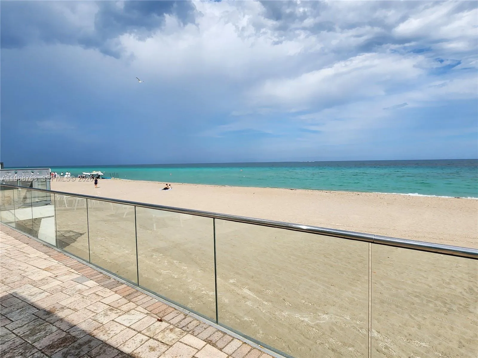 3725 S Ocean Dr 620, Hollywood, Florida 33019, Hollywood, Florida 33019, 1 Bedroom Bedrooms, ,1 BathroomBathrooms,Residential,For Sale,3725 S Ocean Dr 620, Hollywood, Florida 33019,A11968788