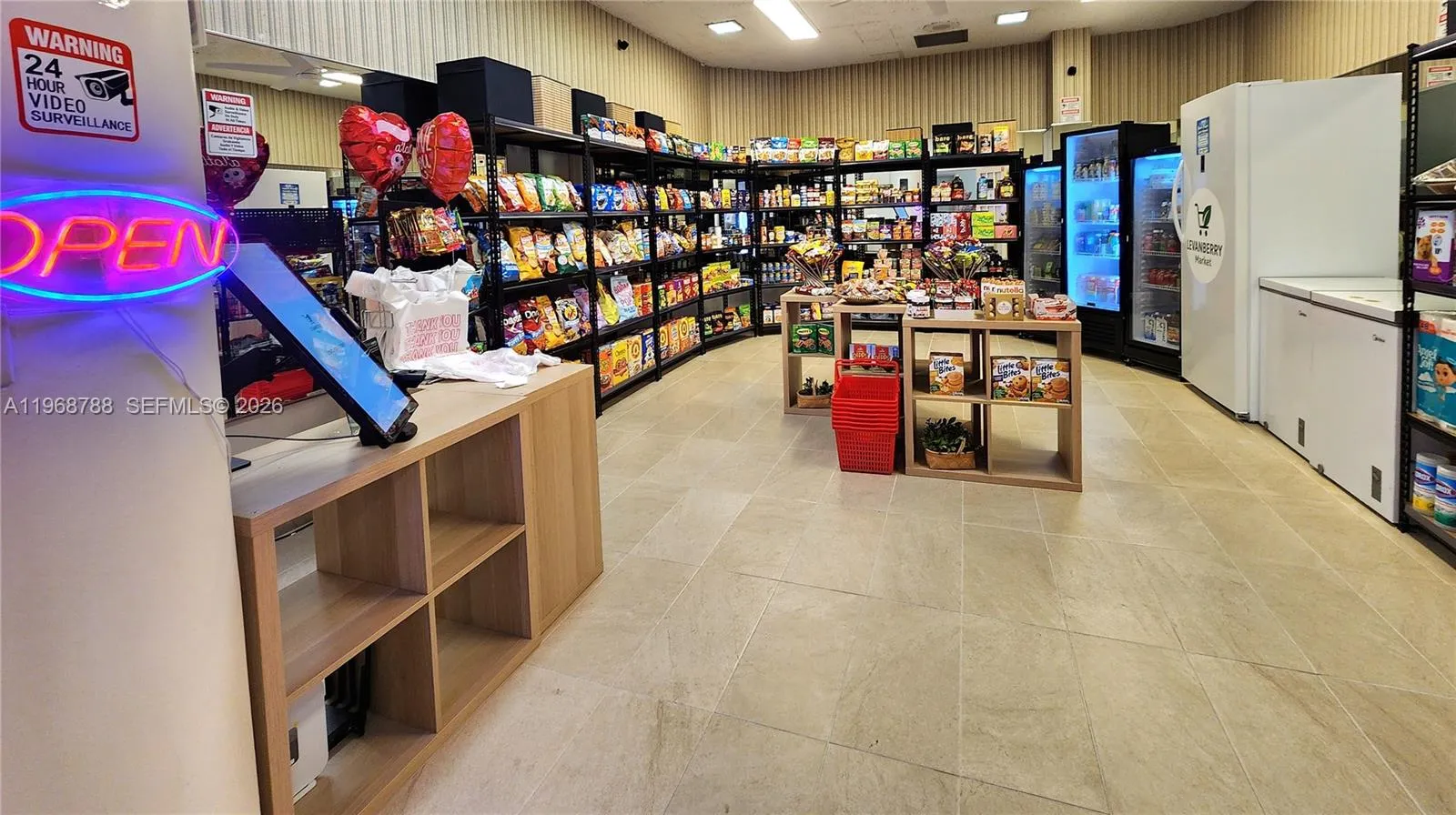 3725 S Ocean Dr 620, Hollywood, Florida 33019, Hollywood, Florida 33019, 1 Bedroom Bedrooms, ,1 BathroomBathrooms,Residential,For Sale,3725 S Ocean Dr 620, Hollywood, Florida 33019,A11968788