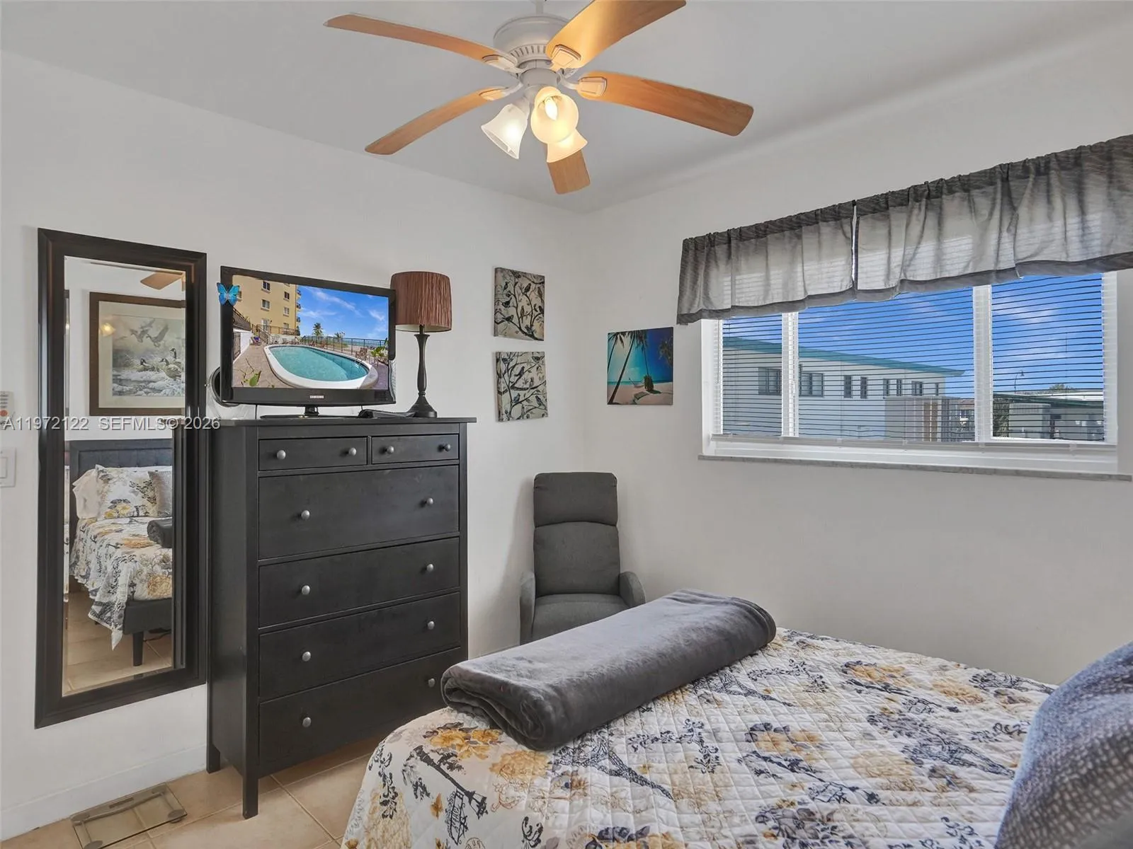 1815 N Surf Rd 202, Hollywood, Florida 33019, Hollywood, Florida 33019, 1 Bedroom Bedrooms, ,1 BathroomBathrooms,Residential,For Sale,1815 N Surf Rd 202, Hollywood, Florida 33019,A11972122