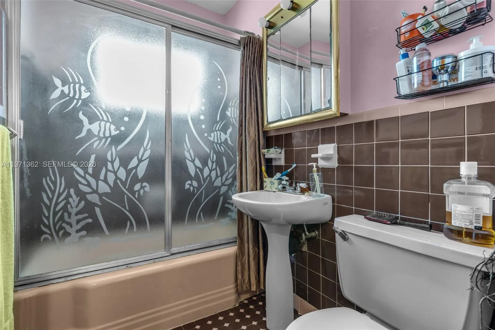 5959 Sw 16th Ter, West Miami, Florida 33155, West Miami, Florida 33155, 3 Bedrooms Bedrooms, ,2 BathroomsBathrooms,Residential,For Sale,5959 Sw 16th Ter, West Miami, Florida 33155,A11971362