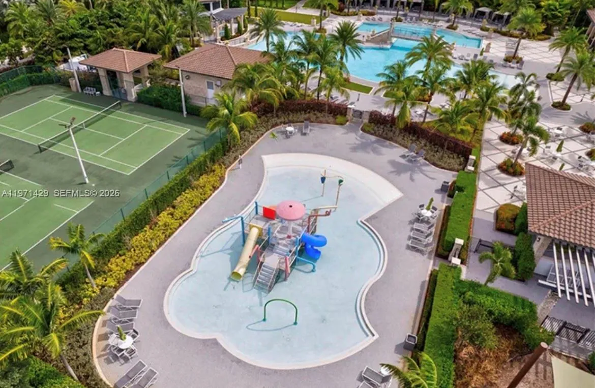 10255 Nw 89th Ter, Doral, Florida 33178, Doral, Florida 33178, 3 Bedrooms Bedrooms, ,2 BathroomsBathrooms,Residential,For Sale,10255 Nw 89th Ter, Doral, Florida 33178,A11971429