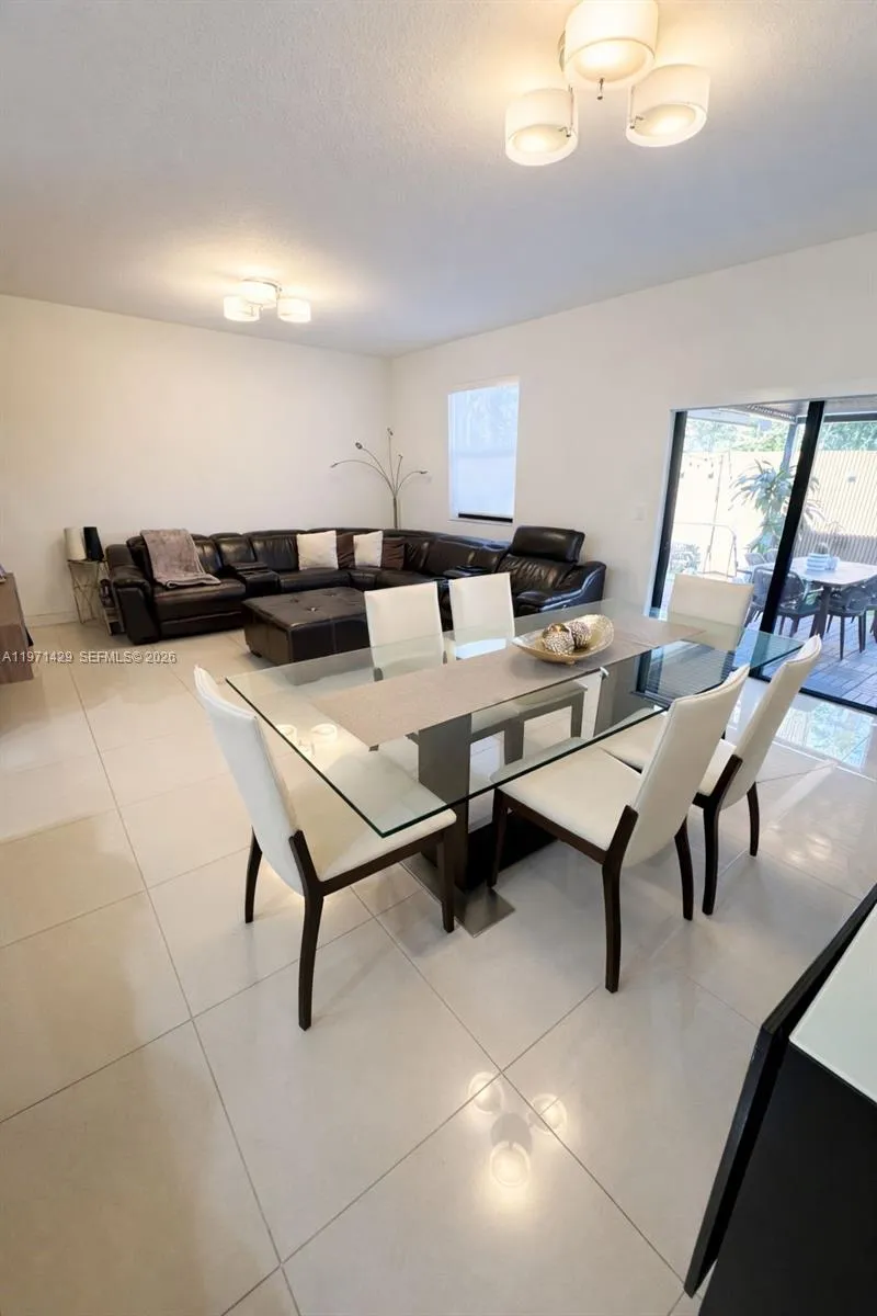 10255 Nw 89th Ter, Doral, Florida 33178, Doral, Florida 33178, 3 Bedrooms Bedrooms, ,2 BathroomsBathrooms,Residential,For Sale,10255 Nw 89th Ter, Doral, Florida 33178,A11971429