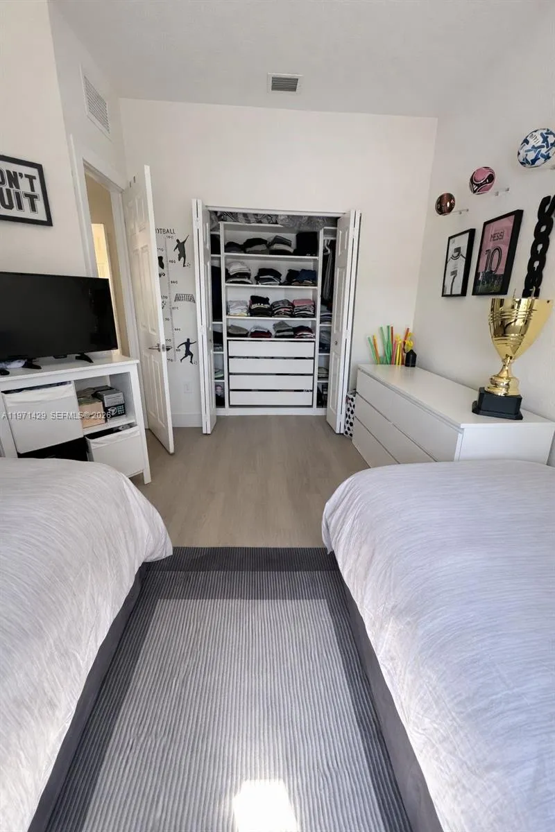 10255 Nw 89th Ter, Doral, Florida 33178, Doral, Florida 33178, 3 Bedrooms Bedrooms, ,2 BathroomsBathrooms,Residential,For Sale,10255 Nw 89th Ter, Doral, Florida 33178,A11971429