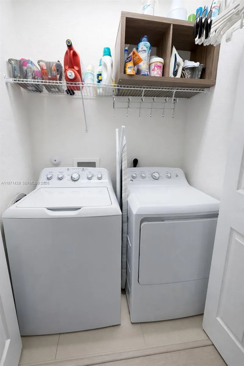 10255 Nw 89th Ter, Doral, Florida 33178, Doral, Florida 33178, 3 Bedrooms Bedrooms, ,2 BathroomsBathrooms,Residential,For Sale,10255 Nw 89th Ter, Doral, Florida 33178,A11971429