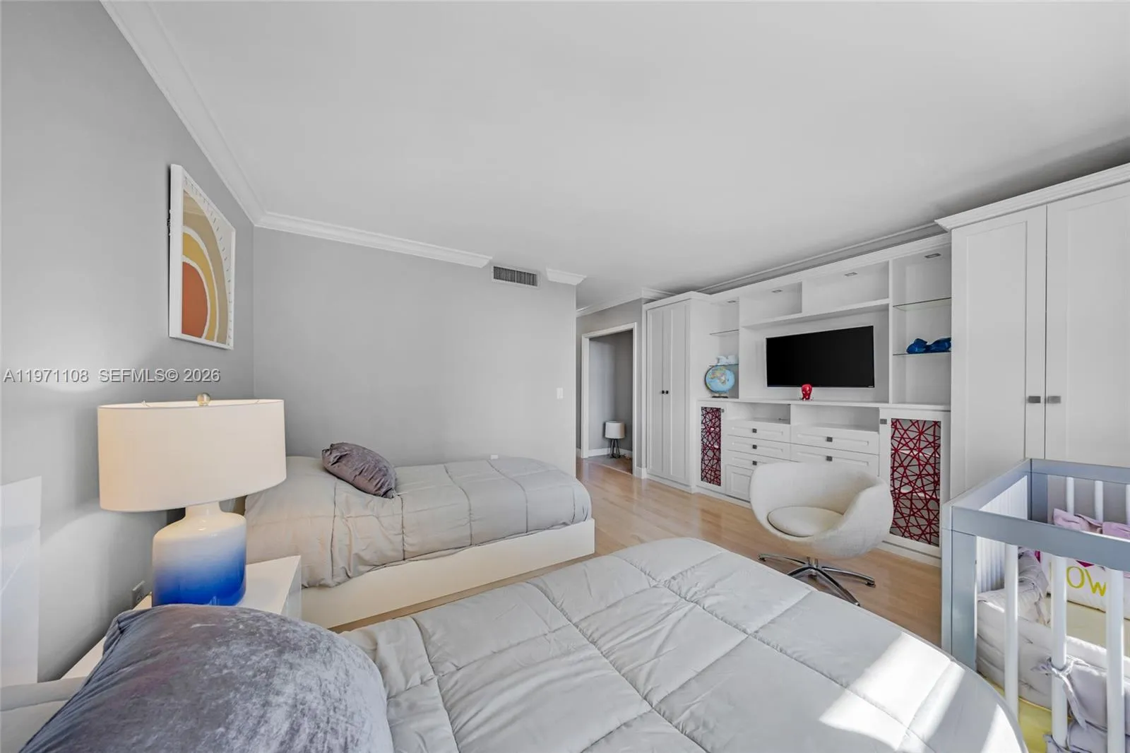 9801 Collins Ave 5s, Bal Harbour, Florida 33154, Bal Harbour, Florida 33154, 2 Bedrooms Bedrooms, ,2 BathroomsBathrooms,Residential,For Sale,9801 Collins Ave 5s, Bal Harbour, Florida 33154,A11971108