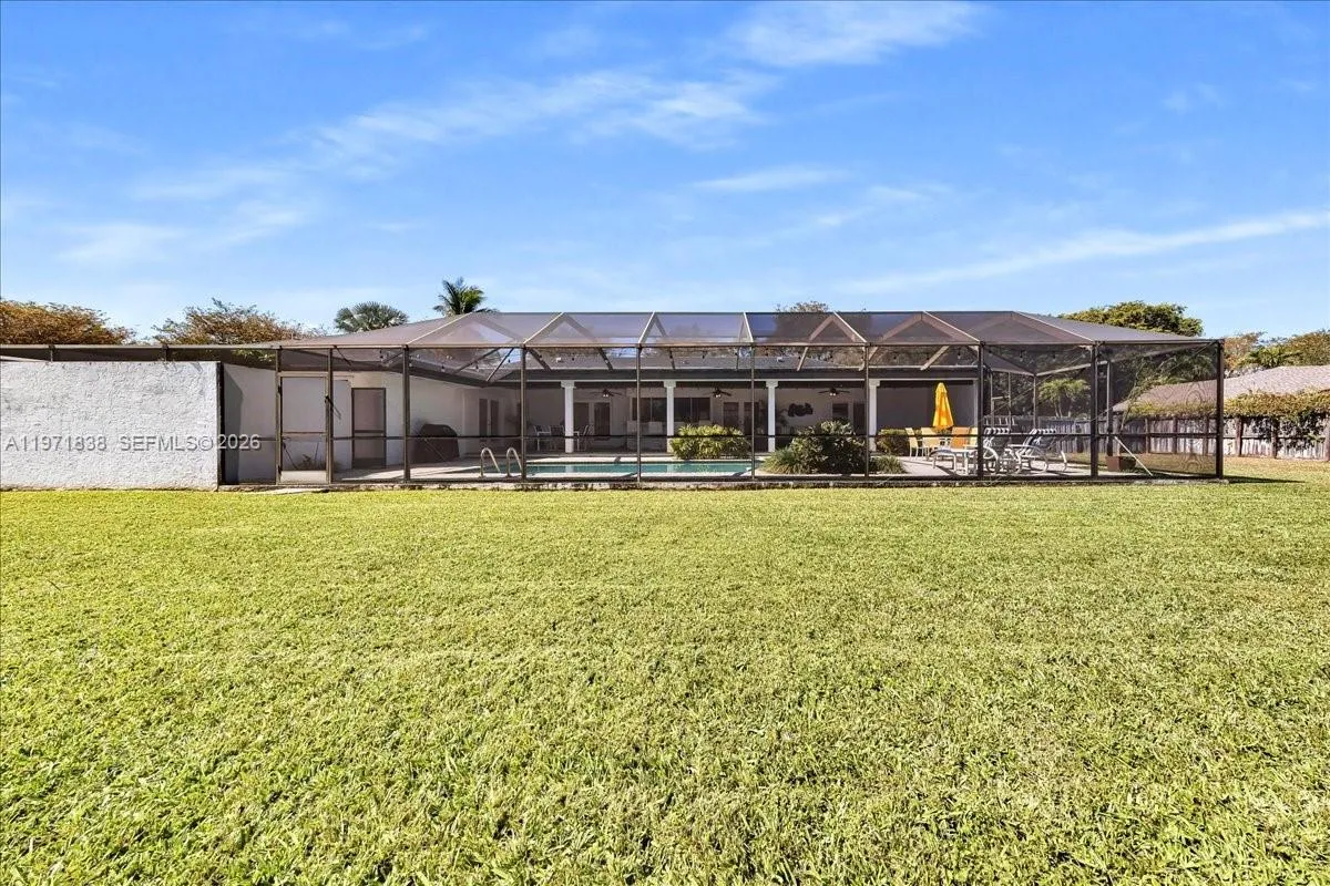 17143 Sw 79th Pl, Palmetto Bay, Florida 33157, Palmetto Bay, Florida 33157, 4 Bedrooms Bedrooms, ,2 BathroomsBathrooms,Residential,For Sale,17143 Sw 79th Pl, Palmetto Bay, Florida 33157,A11971838