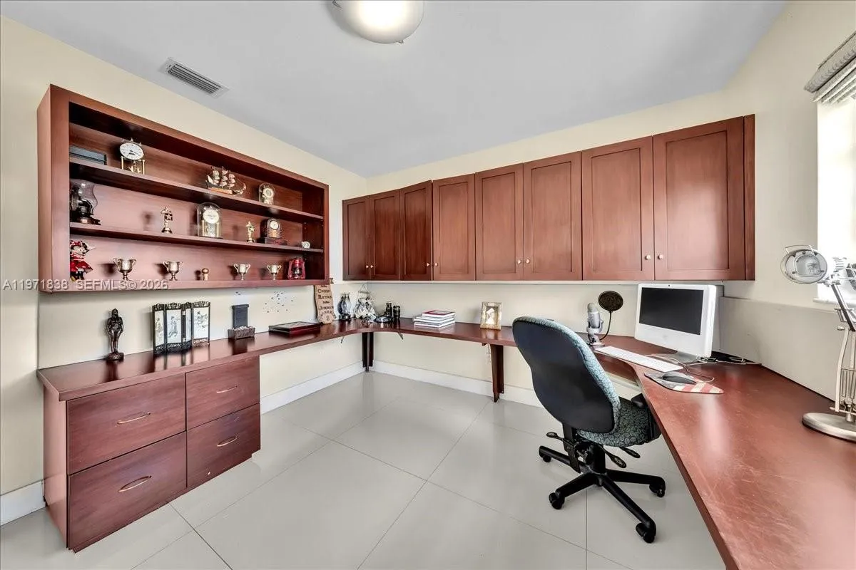 17143 Sw 79th Pl, Palmetto Bay, Florida 33157, Palmetto Bay, Florida 33157, 4 Bedrooms Bedrooms, ,2 BathroomsBathrooms,Residential,For Sale,17143 Sw 79th Pl, Palmetto Bay, Florida 33157,A11971838
