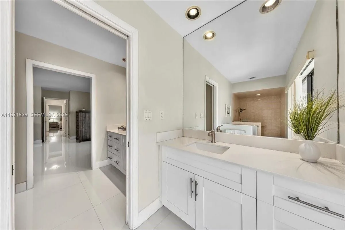 17143 Sw 79th Pl, Palmetto Bay, Florida 33157, Palmetto Bay, Florida 33157, 4 Bedrooms Bedrooms, ,2 BathroomsBathrooms,Residential,For Sale,17143 Sw 79th Pl, Palmetto Bay, Florida 33157,A11971838