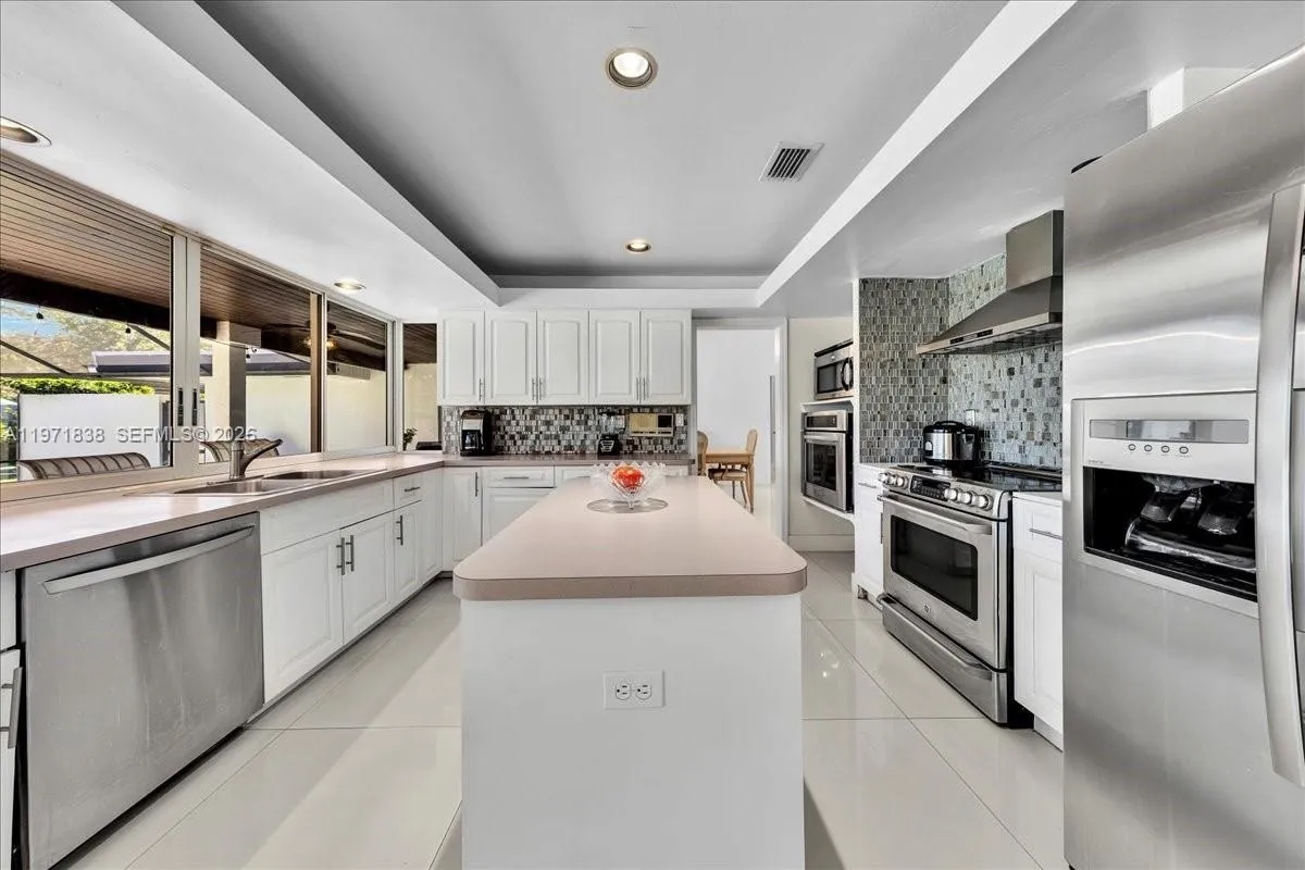 17143 Sw 79th Pl, Palmetto Bay, Florida 33157, Palmetto Bay, Florida 33157, 4 Bedrooms Bedrooms, ,2 BathroomsBathrooms,Residential,For Sale,17143 Sw 79th Pl, Palmetto Bay, Florida 33157,A11971838