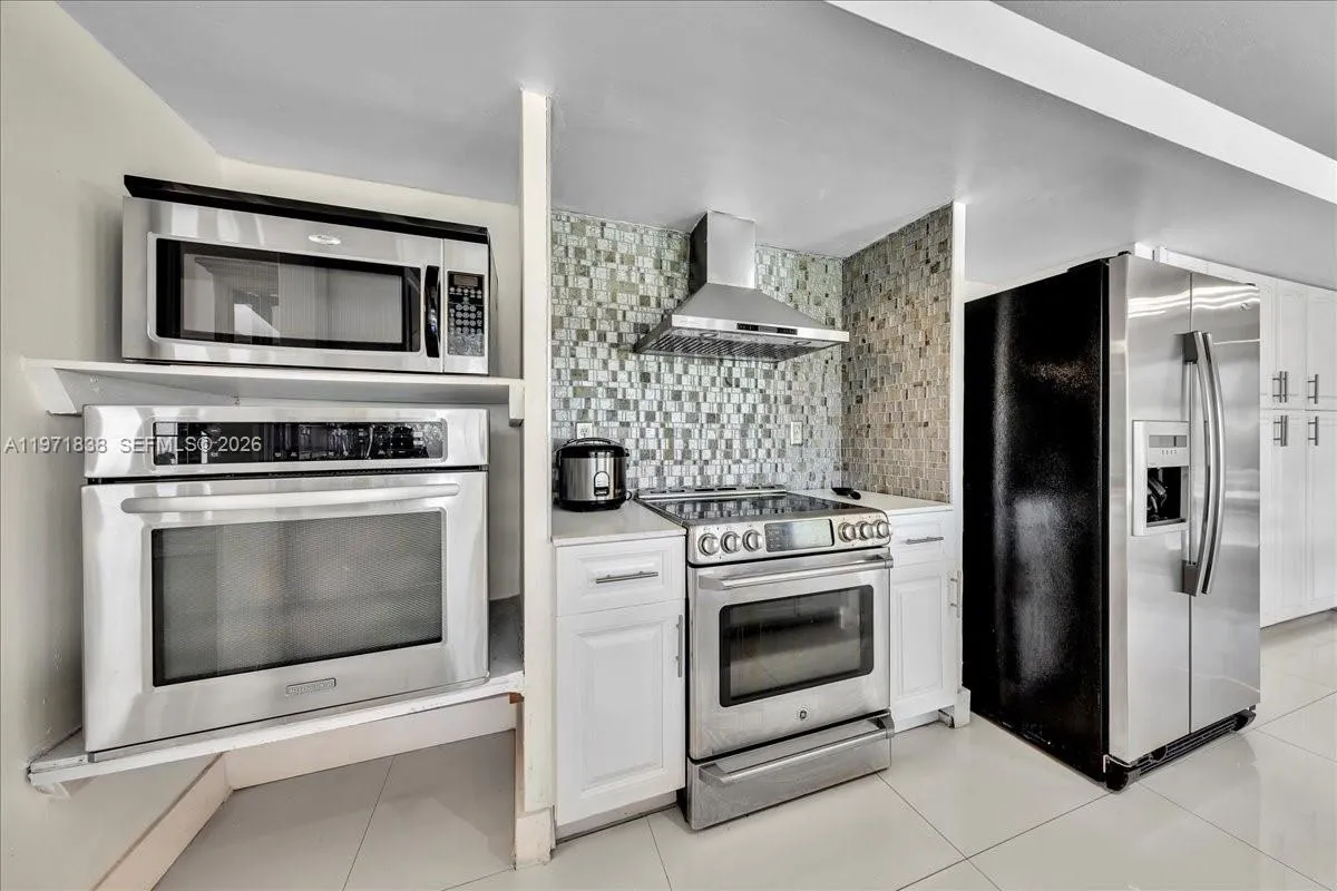 17143 Sw 79th Pl, Palmetto Bay, Florida 33157, Palmetto Bay, Florida 33157, 4 Bedrooms Bedrooms, ,2 BathroomsBathrooms,Residential,For Sale,17143 Sw 79th Pl, Palmetto Bay, Florida 33157,A11971838