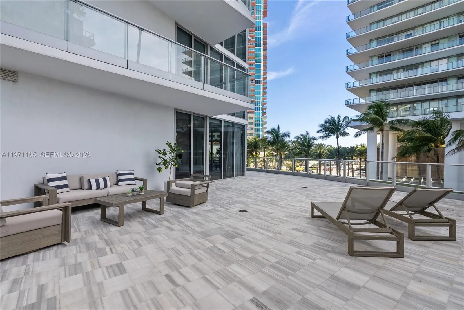 801 S Pointe Dr 204, Miami Beach, Florida 33139, Miami Beach, Florida 33139, 2 Bedrooms Bedrooms, ,2 BathroomsBathrooms,Residential,For Sale,801 S Pointe Dr 204, Miami Beach, Florida 33139,A11971165