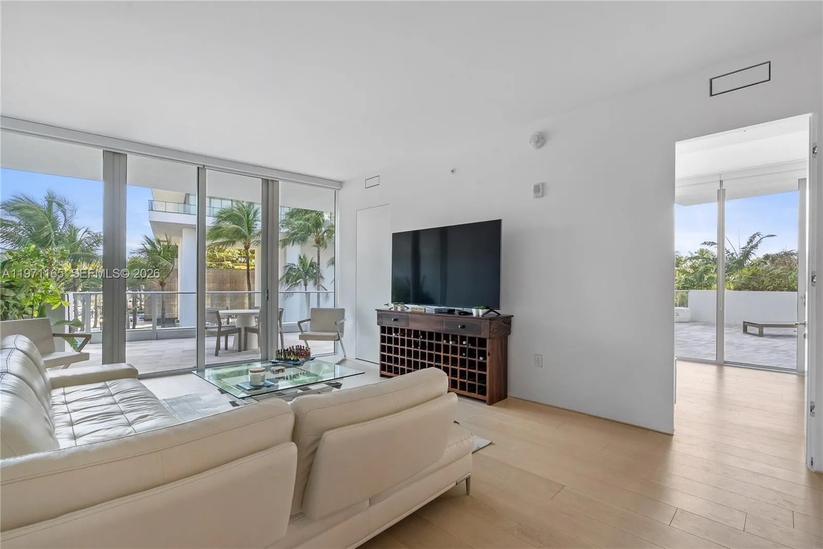 801 S Pointe Dr 204, Miami Beach, Florida 33139, Miami Beach, Florida 33139, 2 Bedrooms Bedrooms, ,2 BathroomsBathrooms,Residential,For Sale,801 S Pointe Dr 204, Miami Beach, Florida 33139,A11971165