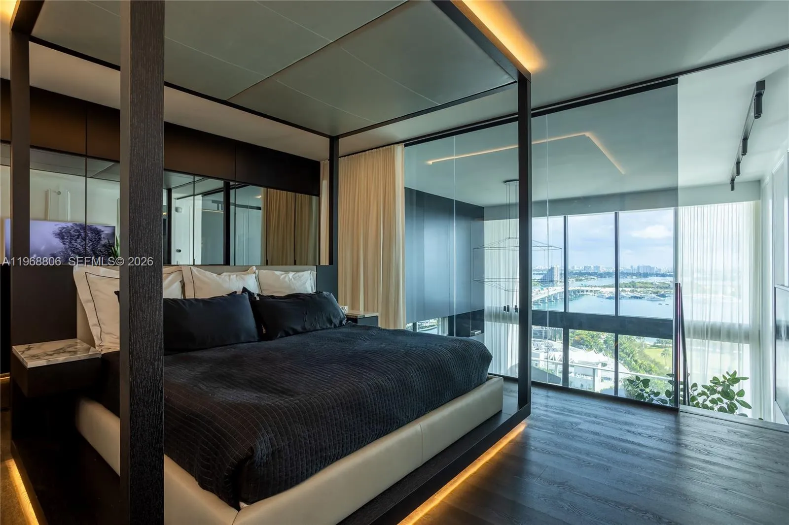 1040 Biscayne Blvd 2202, Miami, Florida 33132, Miami, Florida 33132, 2 Bedrooms Bedrooms, ,2 BathroomsBathrooms,Residential,For Sale,1040 Biscayne Blvd 2202, Miami, Florida 33132,A11968806