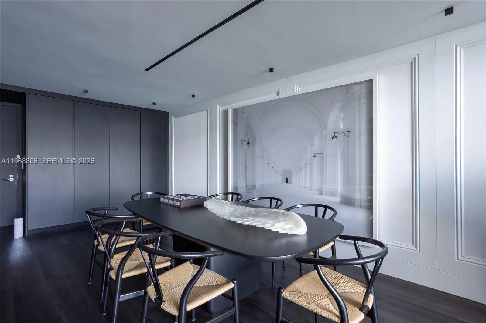 1040 Biscayne Blvd 2202, Miami, Florida 33132, Miami, Florida 33132, 2 Bedrooms Bedrooms, ,2 BathroomsBathrooms,Residential,For Sale,1040 Biscayne Blvd 2202, Miami, Florida 33132,A11968806