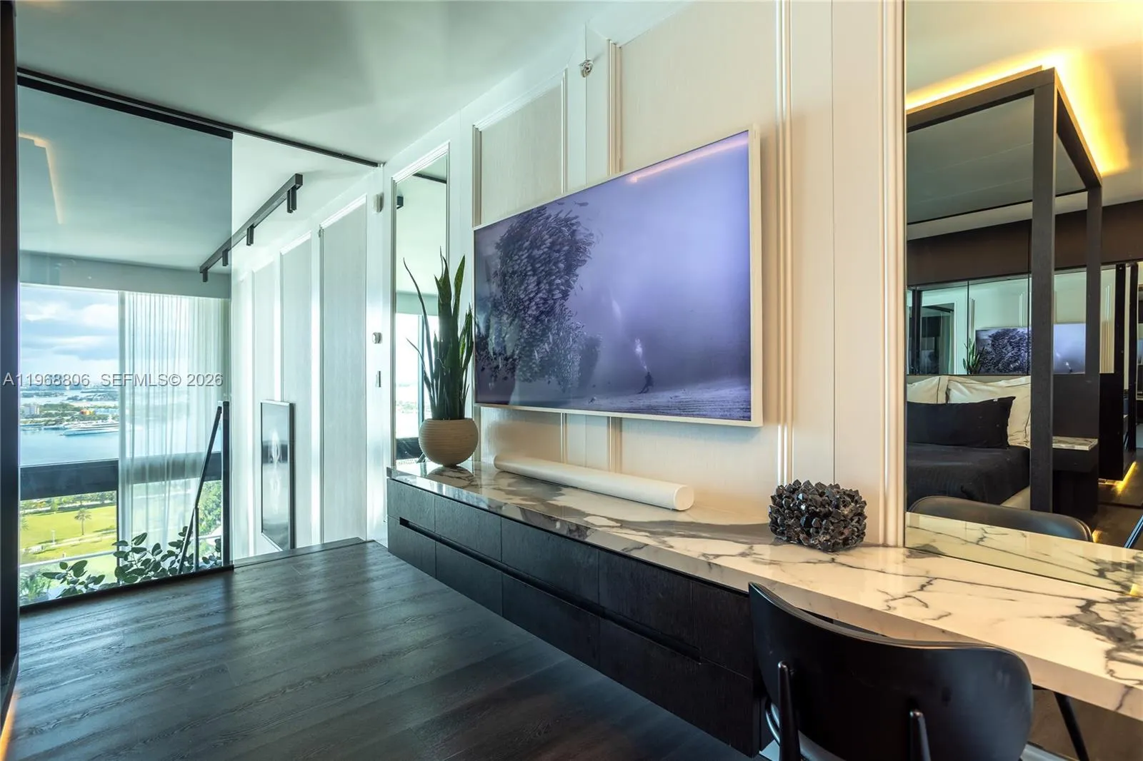 1040 Biscayne Blvd 2202, Miami, Florida 33132, Miami, Florida 33132, 2 Bedrooms Bedrooms, ,2 BathroomsBathrooms,Residential,For Sale,1040 Biscayne Blvd 2202, Miami, Florida 33132,A11968806