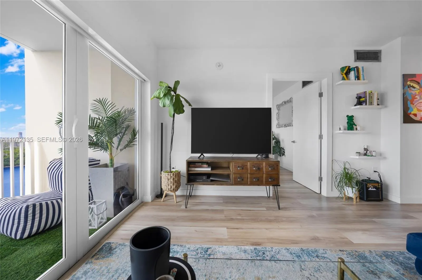 300 Bayview Dr 1614, Sunny Isles Beach, Florida 33, Sunny Isles Beach, Florida 33160, 1 Bedroom Bedrooms, ,1 BathroomBathrooms,Residential,For Sale,300 Bayview Dr 1614, Sunny Isles Beach, Florida 33,A11972135