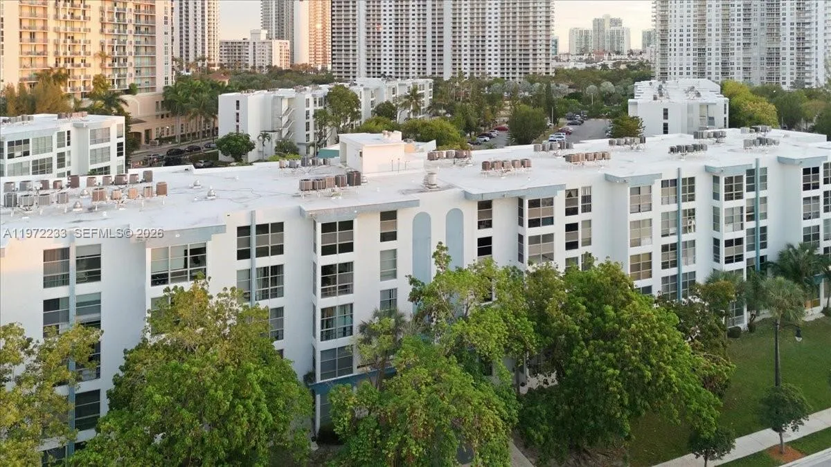 200 177th Dr 409, Sunny Isles Beach, Florida 33160, Sunny Isles Beach, Florida 33160, 2 Bedrooms Bedrooms, ,2 BathroomsBathrooms,Residential,For Sale,200 177th Dr 409, Sunny Isles Beach, Florida 33160,A11972233