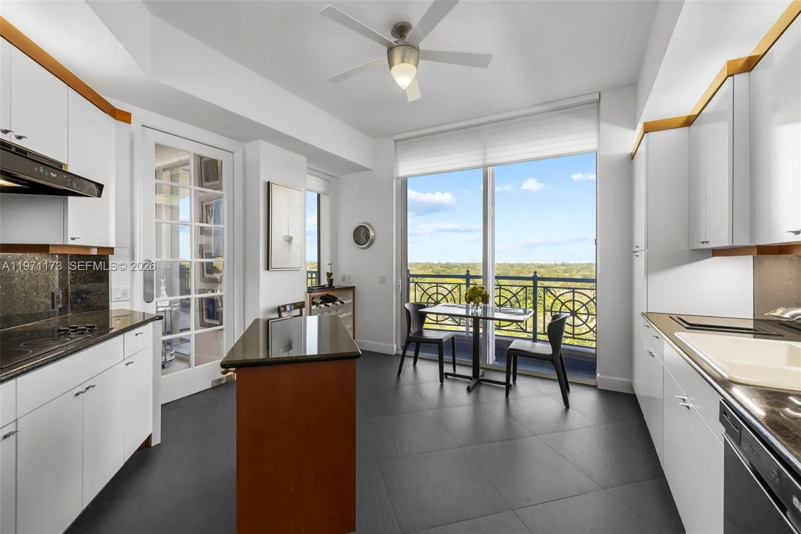626 Coral Way 1104, Coral Gables, Florida 33134, Coral Gables, Florida 33134, 3 Bedrooms Bedrooms, ,3 BathroomsBathrooms,Residential,For Sale,626 Coral Way 1104, Coral Gables, Florida 33134,A11971173