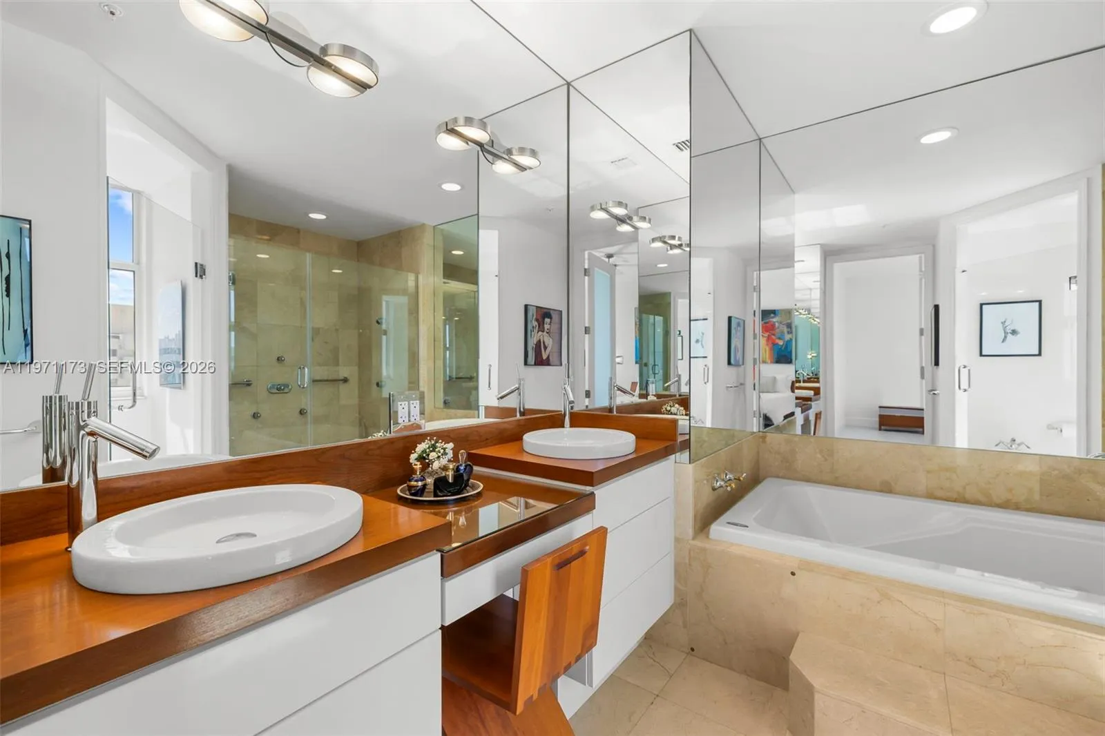 626 Coral Way 1104, Coral Gables, Florida 33134, Coral Gables, Florida 33134, 3 Bedrooms Bedrooms, ,3 BathroomsBathrooms,Residential,For Sale,626 Coral Way 1104, Coral Gables, Florida 33134,A11971173