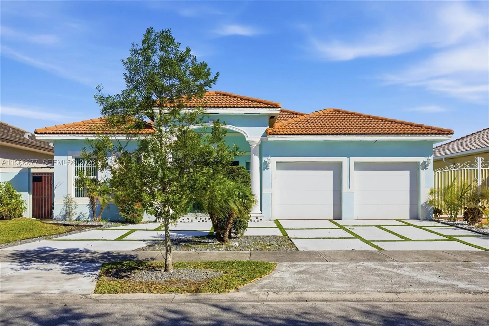 8725 Nw 148th Ter, Miami Lakes, Florida 33018, Miami Lakes, Florida 33018, 4 Bedrooms Bedrooms, ,2 BathroomsBathrooms,Residential,For Sale,8725 Nw 148th Ter, Miami Lakes, Florida 33018,A11968877