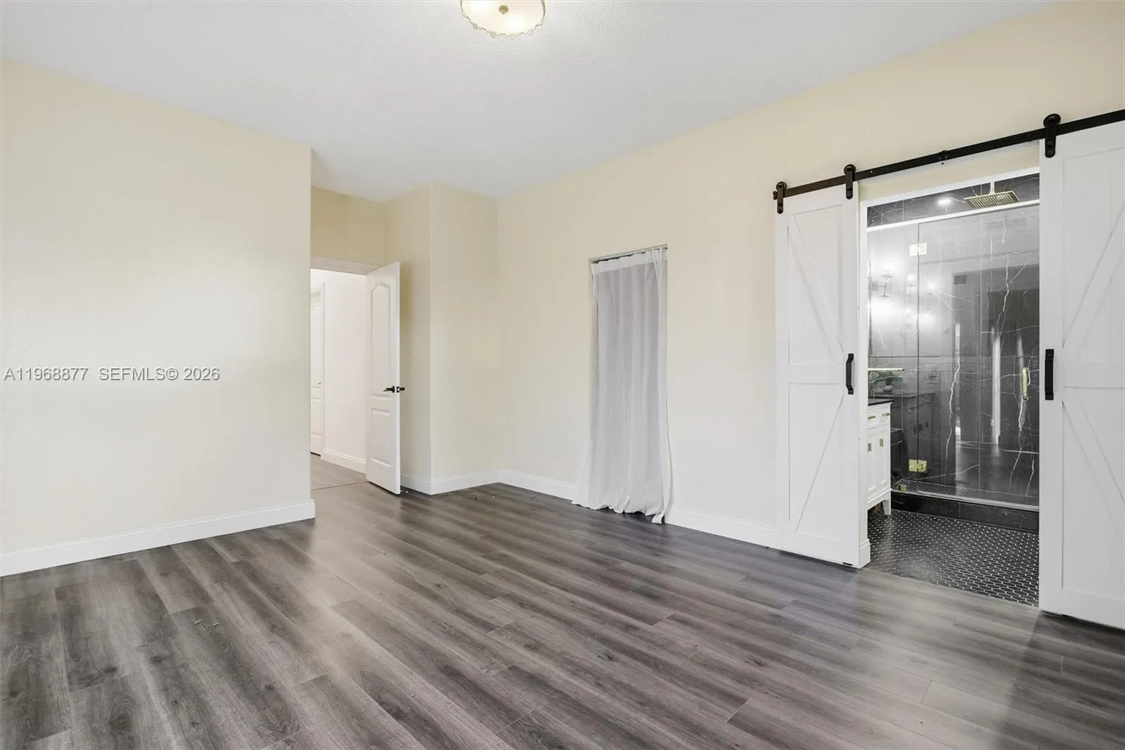 8725 Nw 148th Ter, Miami Lakes, Florida 33018, Miami Lakes, Florida 33018, 4 Bedrooms Bedrooms, ,2 BathroomsBathrooms,Residential,For Sale,8725 Nw 148th Ter, Miami Lakes, Florida 33018,A11968877