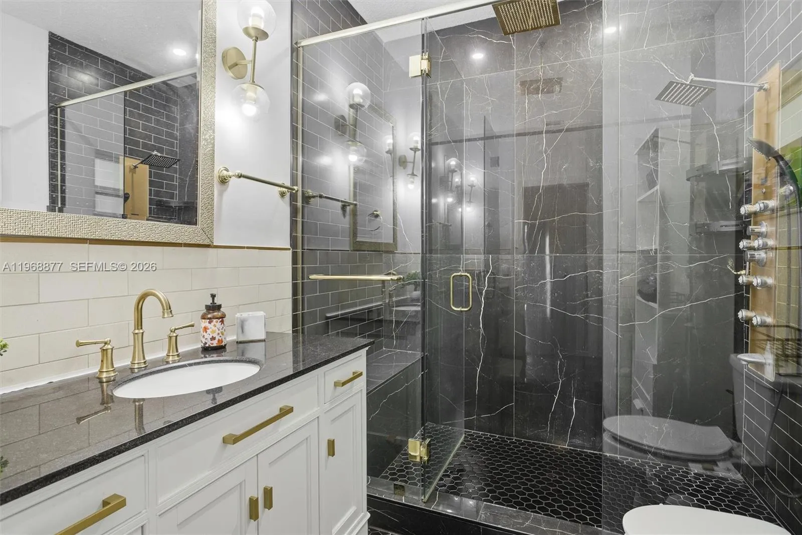 8725 Nw 148th Ter, Miami Lakes, Florida 33018, Miami Lakes, Florida 33018, 4 Bedrooms Bedrooms, ,2 BathroomsBathrooms,Residential,For Sale,8725 Nw 148th Ter, Miami Lakes, Florida 33018,A11968877