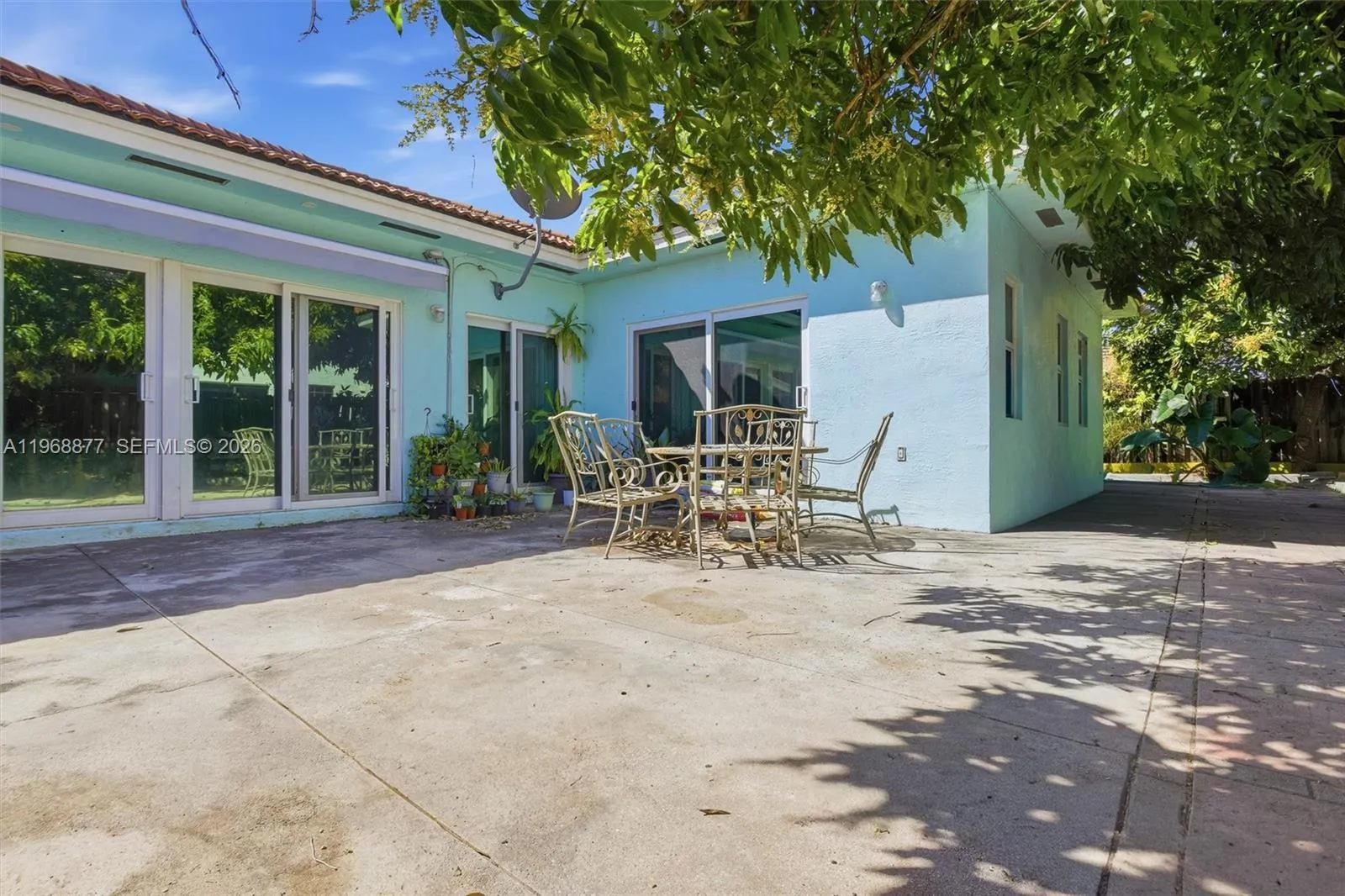 8725 Nw 148th Ter, Miami Lakes, Florida 33018, Miami Lakes, Florida 33018, 4 Bedrooms Bedrooms, ,2 BathroomsBathrooms,Residential,For Sale,8725 Nw 148th Ter, Miami Lakes, Florida 33018,A11968877