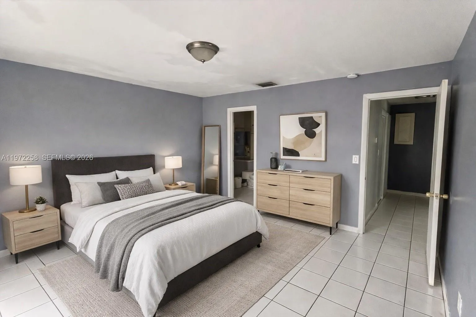 10900 Nw 7th St 101, Miami, Florida 33172, Miami, Florida 33172, 3 Bedrooms Bedrooms, ,2 BathroomsBathrooms,Residential Lease,For Rent,10900 Nw 7th St 101, Miami, Florida 33172,A11972258