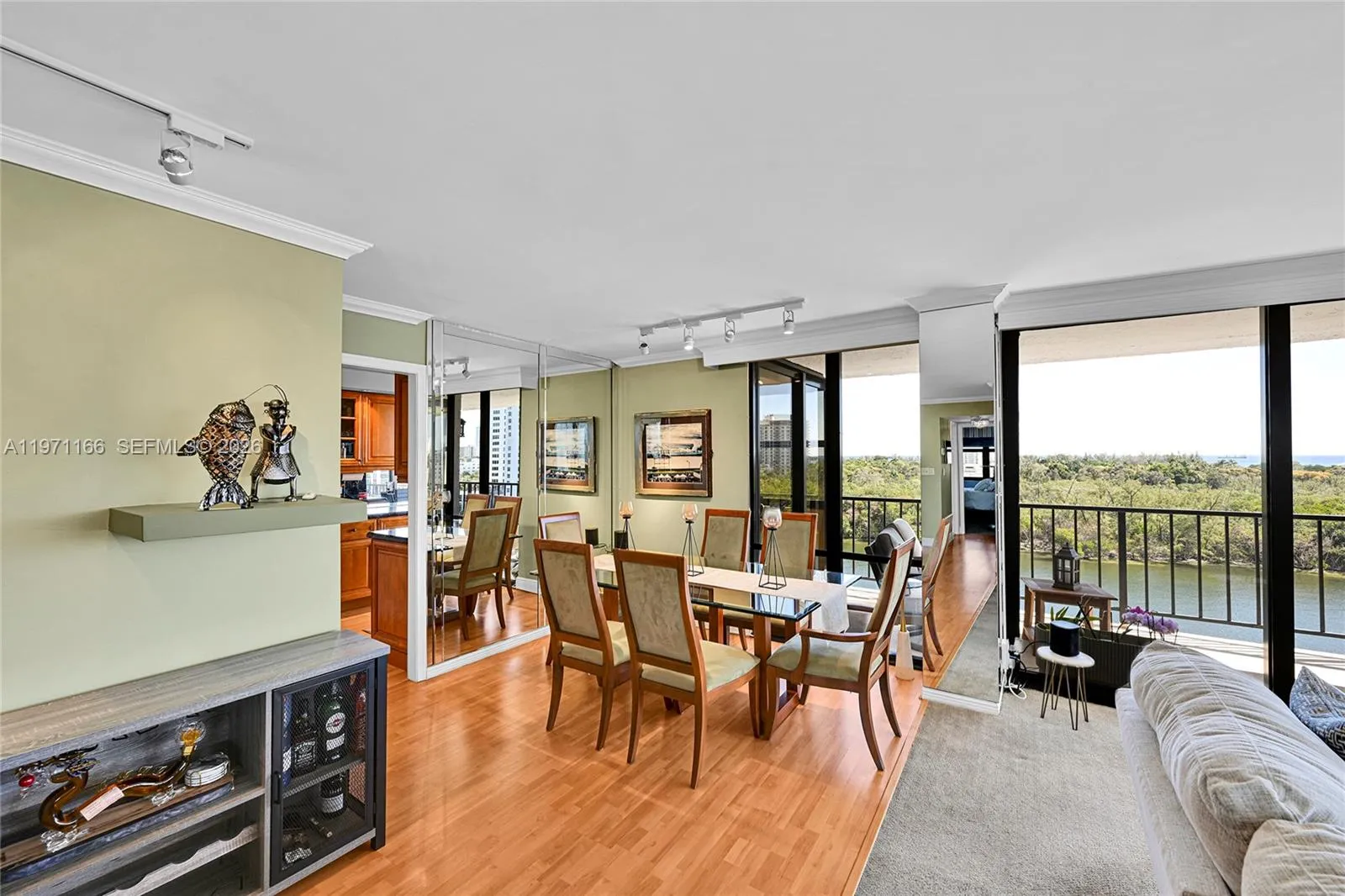 936 Intracoastal Dr 9h, Fort Lauderdale, Florida 3, Fort Lauderdale, Florida 33304, 2 Bedrooms Bedrooms, ,2 BathroomsBathrooms,Residential,For Sale,936 Intracoastal Dr 9h, Fort Lauderdale, Florida 3,A11971166