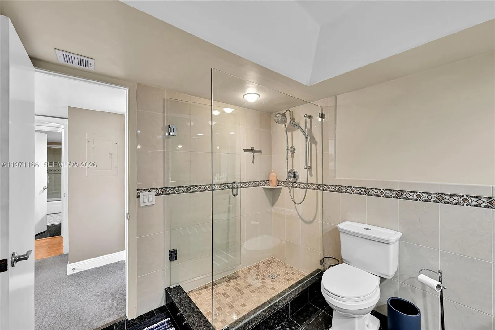 936 Intracoastal Dr 9h, Fort Lauderdale, Florida 3, Fort Lauderdale, Florida 33304, 2 Bedrooms Bedrooms, ,2 BathroomsBathrooms,Residential,For Sale,936 Intracoastal Dr 9h, Fort Lauderdale, Florida 3,A11971166