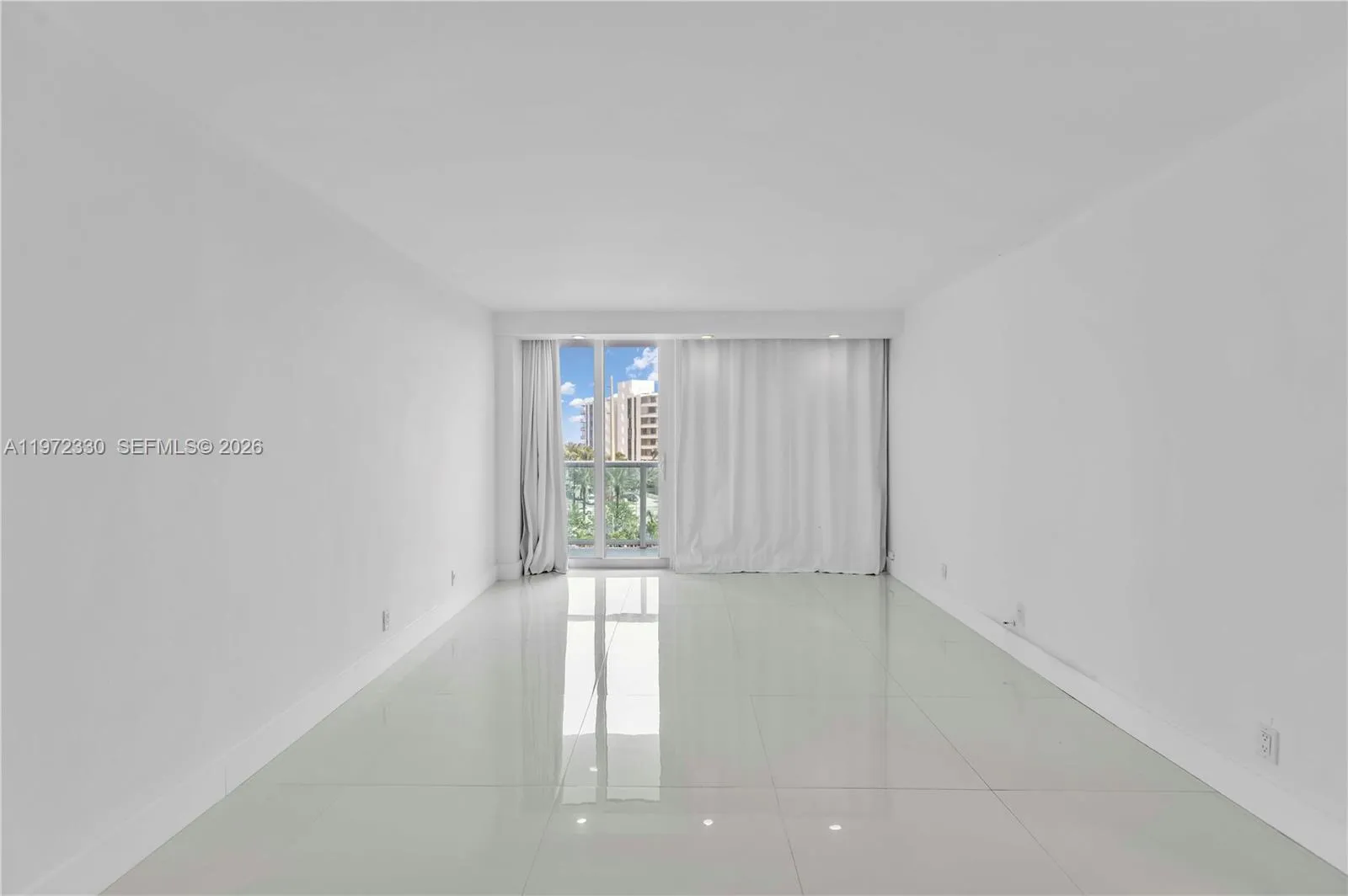 100 Bayview Dr 508, Sunny Isles Beach, Florida 331, Sunny Isles Beach, Florida 33160, 2 Bedrooms Bedrooms, ,2 BathroomsBathrooms,Residential Lease,For Rent,100 Bayview Dr 508, Sunny Isles Beach, Florida 331,A11972330