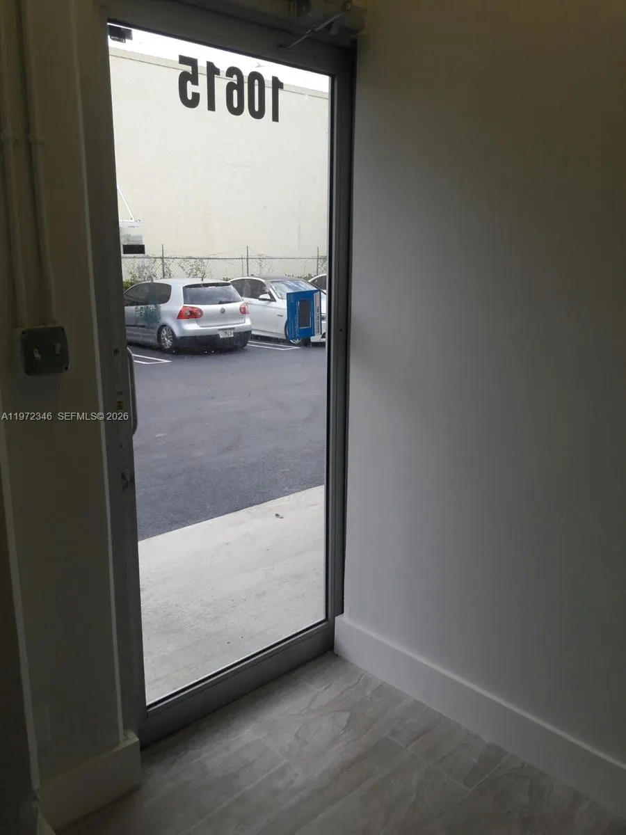 10601 Nw 122nd St 15, Medley, Florida 33178, Medley, Florida 33178, ,Commercial Lease,For Rent,10601 Nw 122nd St 15, Medley, Florida 33178,A11972346