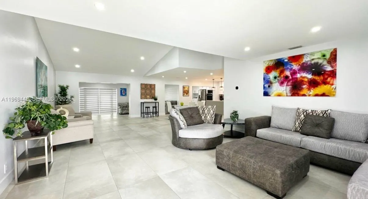 13513 Sw 5th St, Miami, Florida 33184, Miami, Florida 33184, 4 Bedrooms Bedrooms, ,3 BathroomsBathrooms,Residential Lease,For Rent,13513 Sw 5th St, Miami, Florida 33184,A11969448