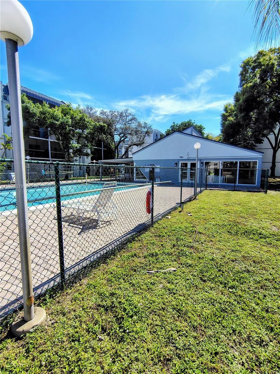 7501 Nw 16th St 3207, Plantation, Florida 33313, Plantation, Florida 33313, 1 Bedroom Bedrooms, ,1 BathroomBathrooms,Residential,For Sale,7501 Nw 16th St 3207, Plantation, Florida 33313,A11972379