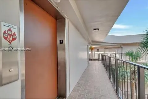 8760 Sw 133rd Ave Rd 210, Miami, Florida 33183, Miami, Florida 33183, 2 Bedrooms Bedrooms, ,2 BathroomsBathrooms,Residential Lease,For Rent,8760 Sw 133rd Ave Rd 210, Miami, Florida 33183,A11972385