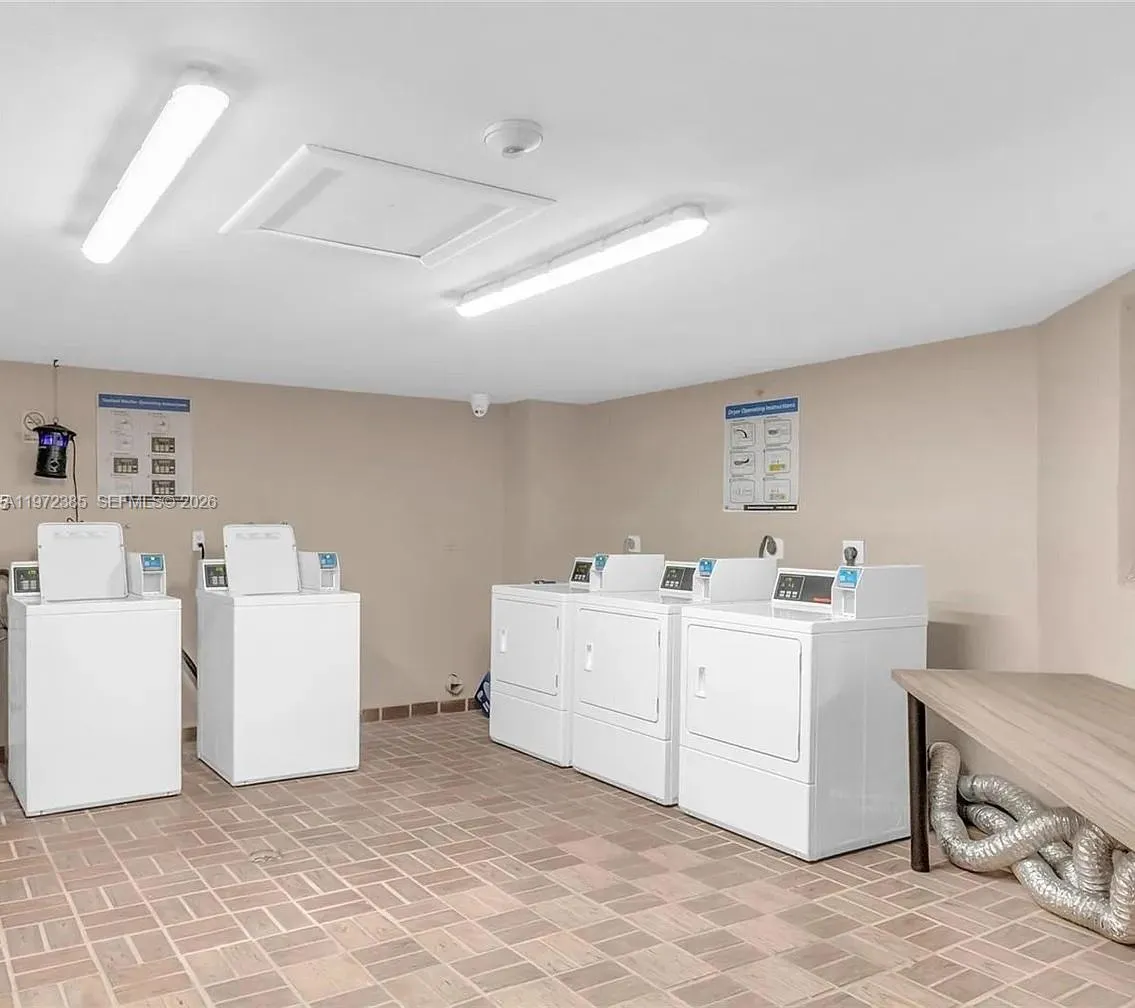 8760 Sw 133rd Ave Rd 210, Miami, Florida 33183, Miami, Florida 33183, 2 Bedrooms Bedrooms, ,2 BathroomsBathrooms,Residential Lease,For Rent,8760 Sw 133rd Ave Rd 210, Miami, Florida 33183,A11972385