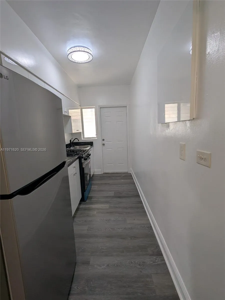 7805 Crespi Blvd 2, Miami Beach, Florida 33141, Miami Beach, Florida 33141, ,1 BathroomBathrooms,Residential Lease,For Rent,7805 Crespi Blvd 2, Miami Beach, Florida 33141,A11971620