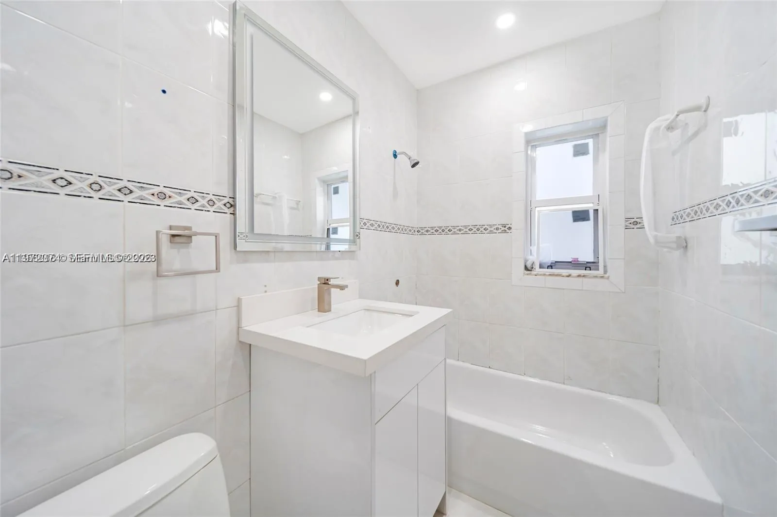 11020 Ne 10th Ave, Biscayne Park, Florida 33161, Biscayne Park, Florida 33161, ,Residential Income,For Sale,11020 Ne 10th Ave, Biscayne Park, Florida 33161,A11972374