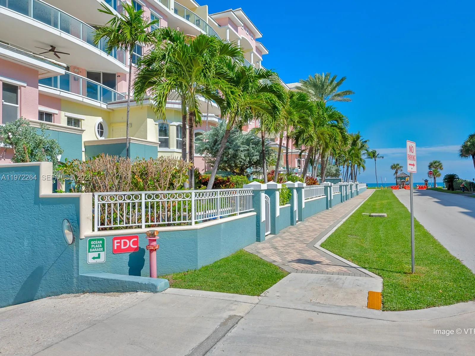 2051 Se 3rd St Th11, Deerfield Beach, Florida 3344, Deerfield Beach, Florida 33441, 3 Bedrooms Bedrooms, ,3 BathroomsBathrooms,Residential Lease,For Rent,2051 Se 3rd St Th11, Deerfield Beach, Florida 3344,A11972264