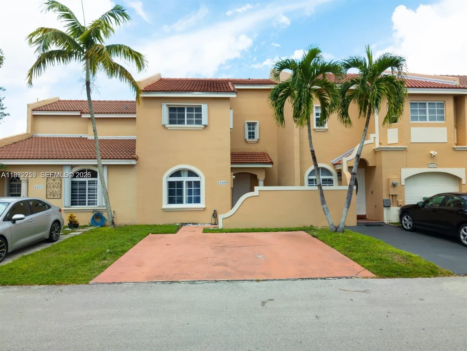 Miami, Florida 33185, 2 Bedrooms Bedrooms, ,2 BathroomsBathrooms,Residential,For Sale,A11972259