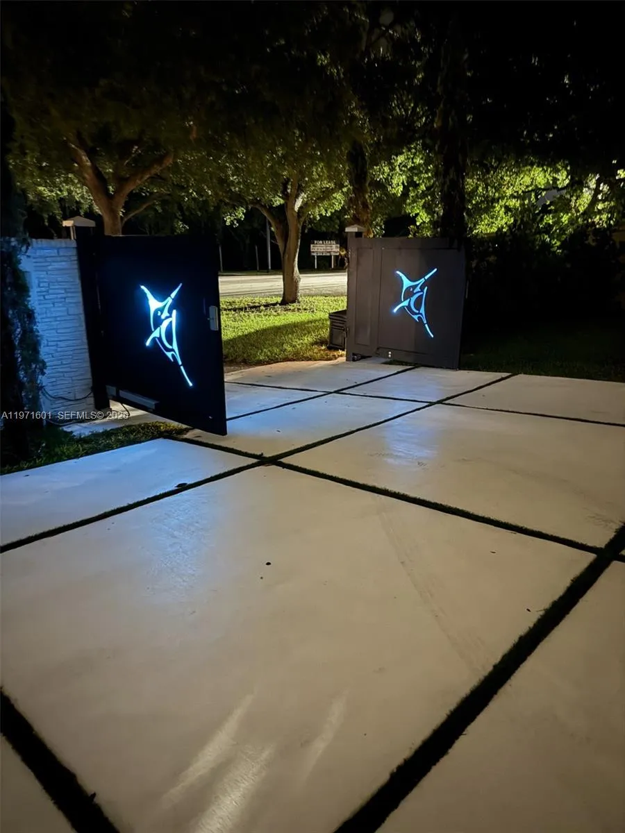 17640 Old Cutler Rd, Palmetto Bay, Florida 33157, Palmetto Bay, Florida 33157, 5 Bedrooms Bedrooms, ,3 BathroomsBathrooms,Residential,For Sale,17640 Old Cutler Rd, Palmetto Bay, Florida 33157,A11971601