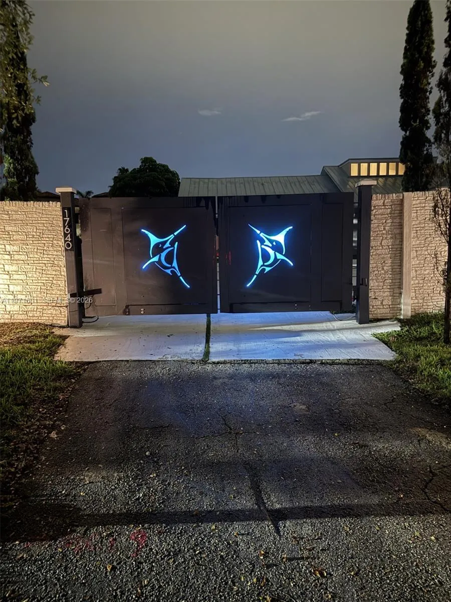 17640 Old Cutler Rd, Palmetto Bay, Florida 33157, Palmetto Bay, Florida 33157, 5 Bedrooms Bedrooms, ,3 BathroomsBathrooms,Residential,For Sale,17640 Old Cutler Rd, Palmetto Bay, Florida 33157,A11971601